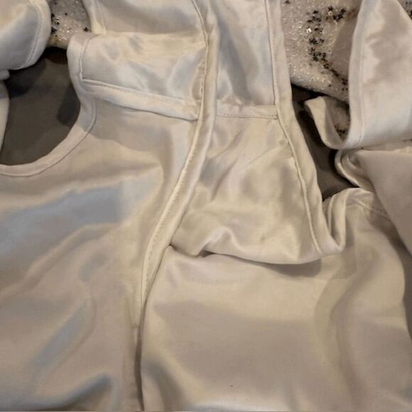 Victoria's Secret Sequin Hearts Shorts White Satin Drawstring Waist Size XL - Picture 8 of 9